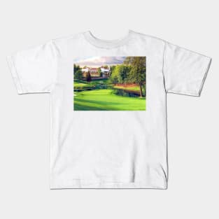 COUNTRY CLUB GOLF Kids T-Shirt